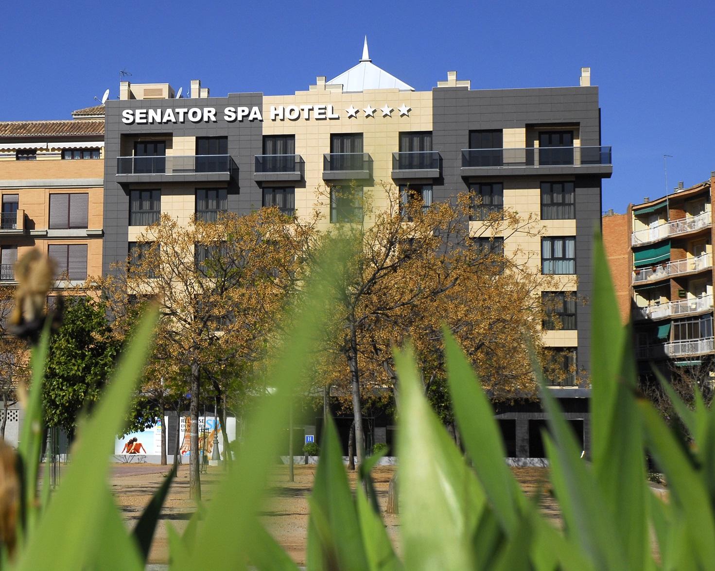 Senator Granada Hotel Exterior photo